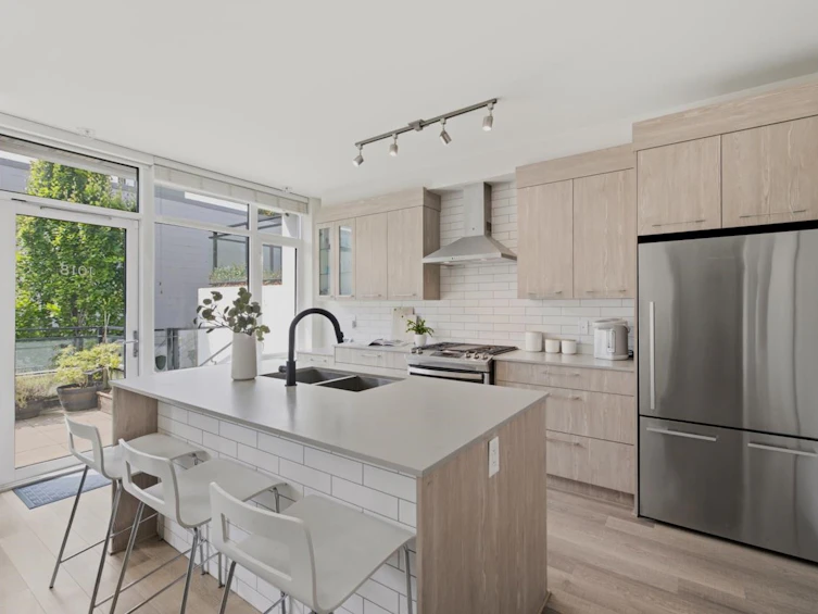 1018 Auckland Street, New Westminster, BC, V3M 0M3 - 10