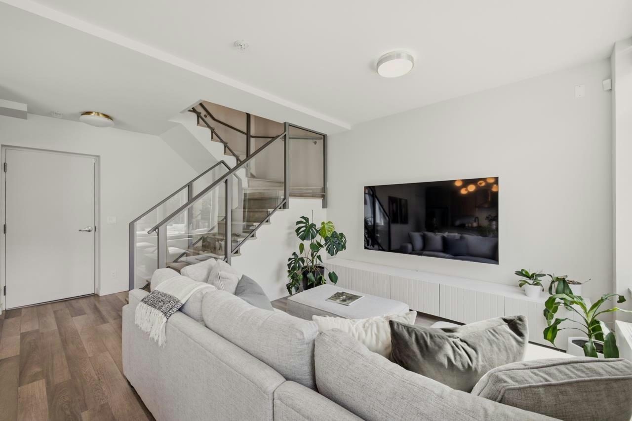 1018 Auckland Street, New Westminster, BC, V3M 0M3 - 4
