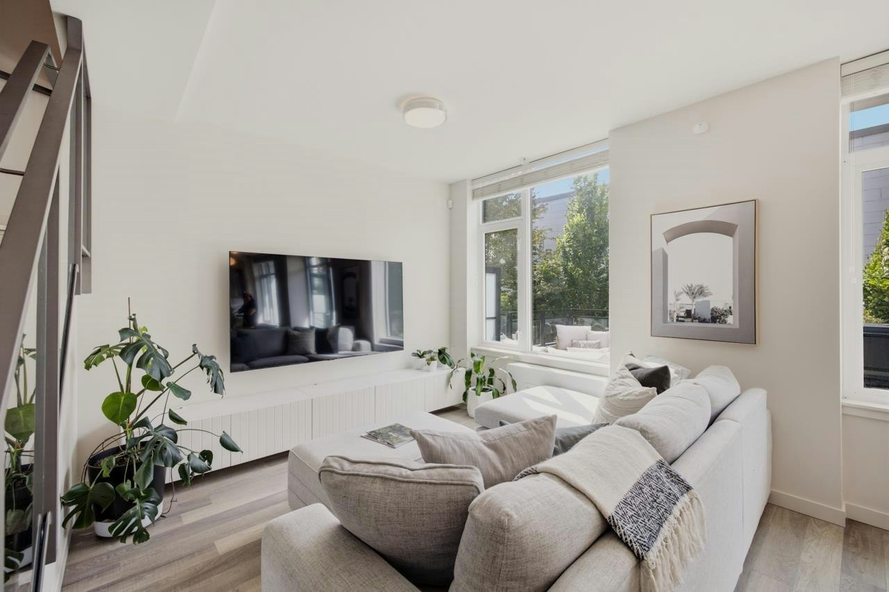 1018 Auckland Street, New Westminster, BC, V3M 0M3 - 3
