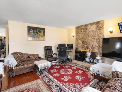 328 E 49th Avenue - 4