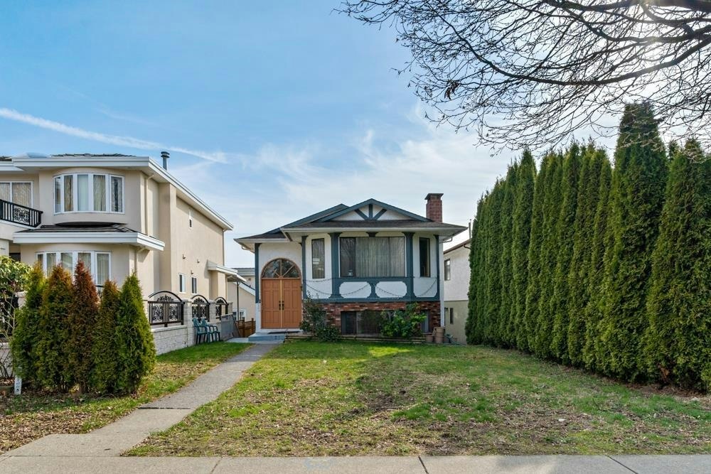 328 E 49th Avenue, Vancouver, BC, V5W 2G6