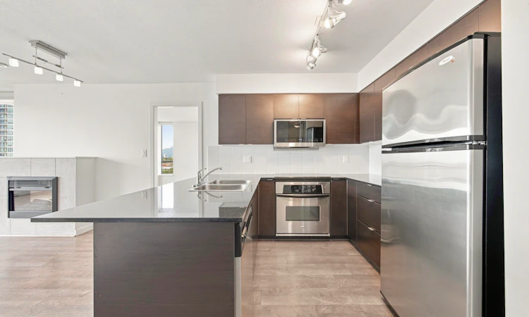 1806-4182 Dawson Street