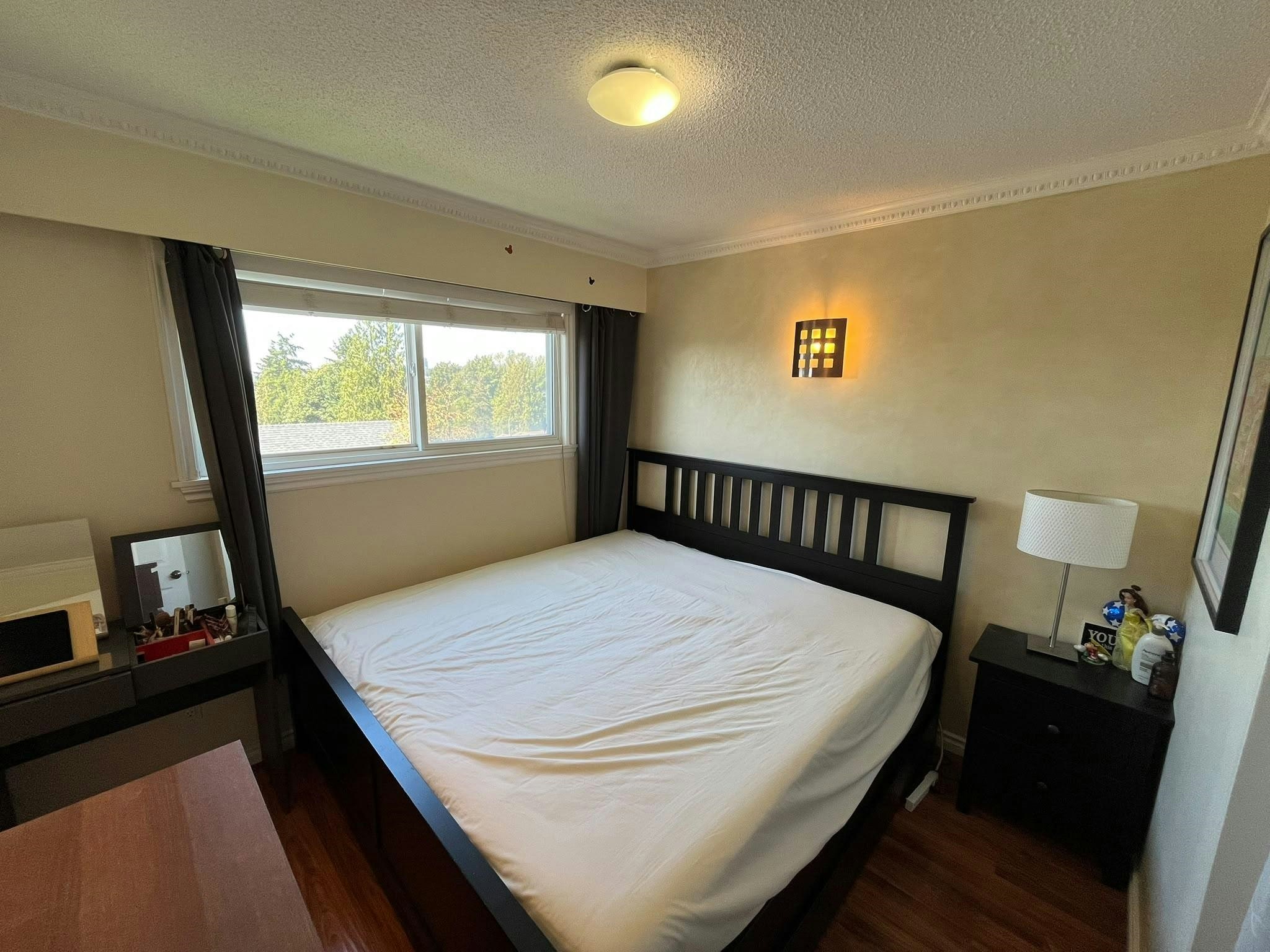 1975 1975 Wiltshire Avenue, Coquitlam, BC, V3K 1L8 - 4
