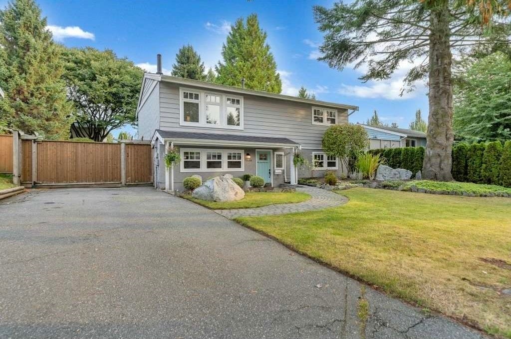 15469 22 Avenue, Surrey, BC, V4A 5S8