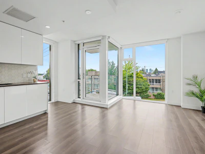 210-8138 Fraser Street - 5