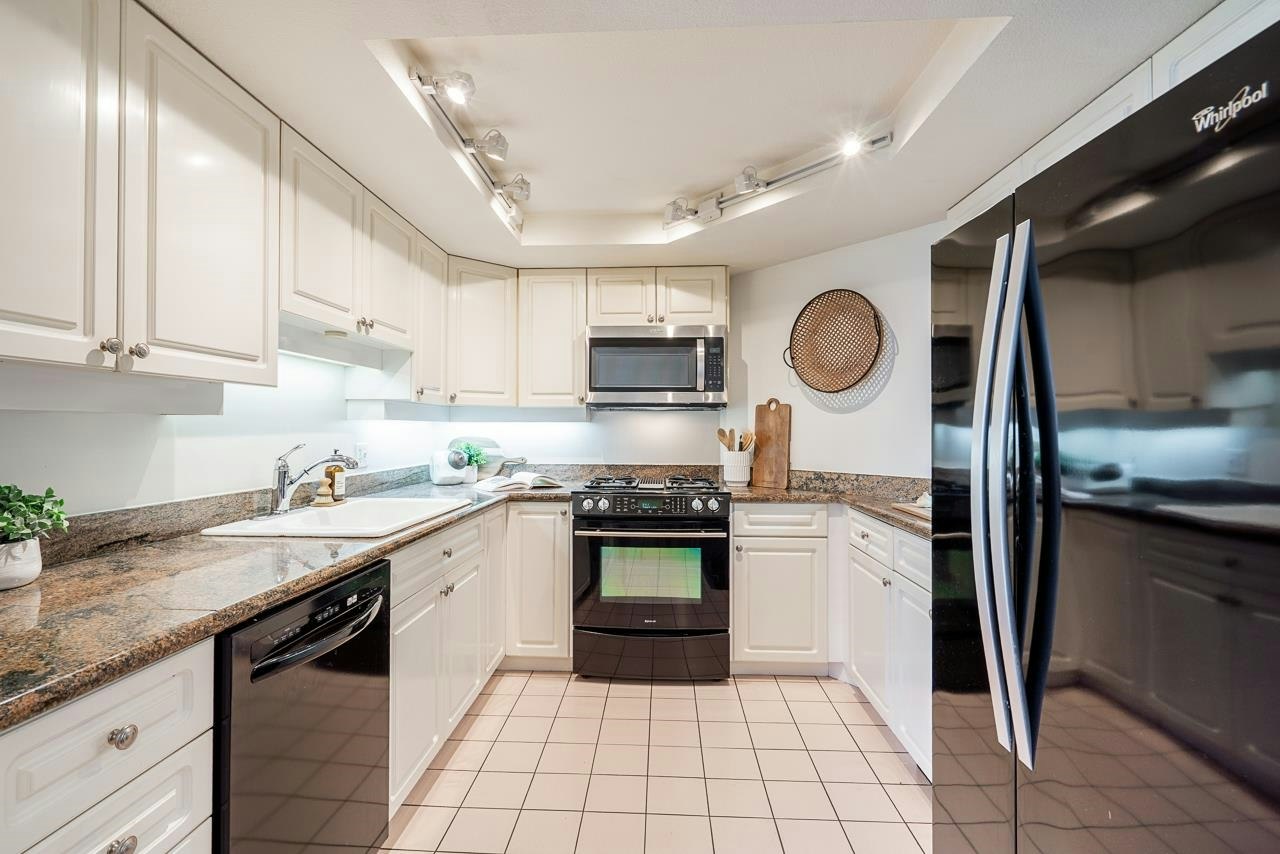 1-2243 Bellevue Avenue, West Vancouver, BC, V7V 1C5 - 19