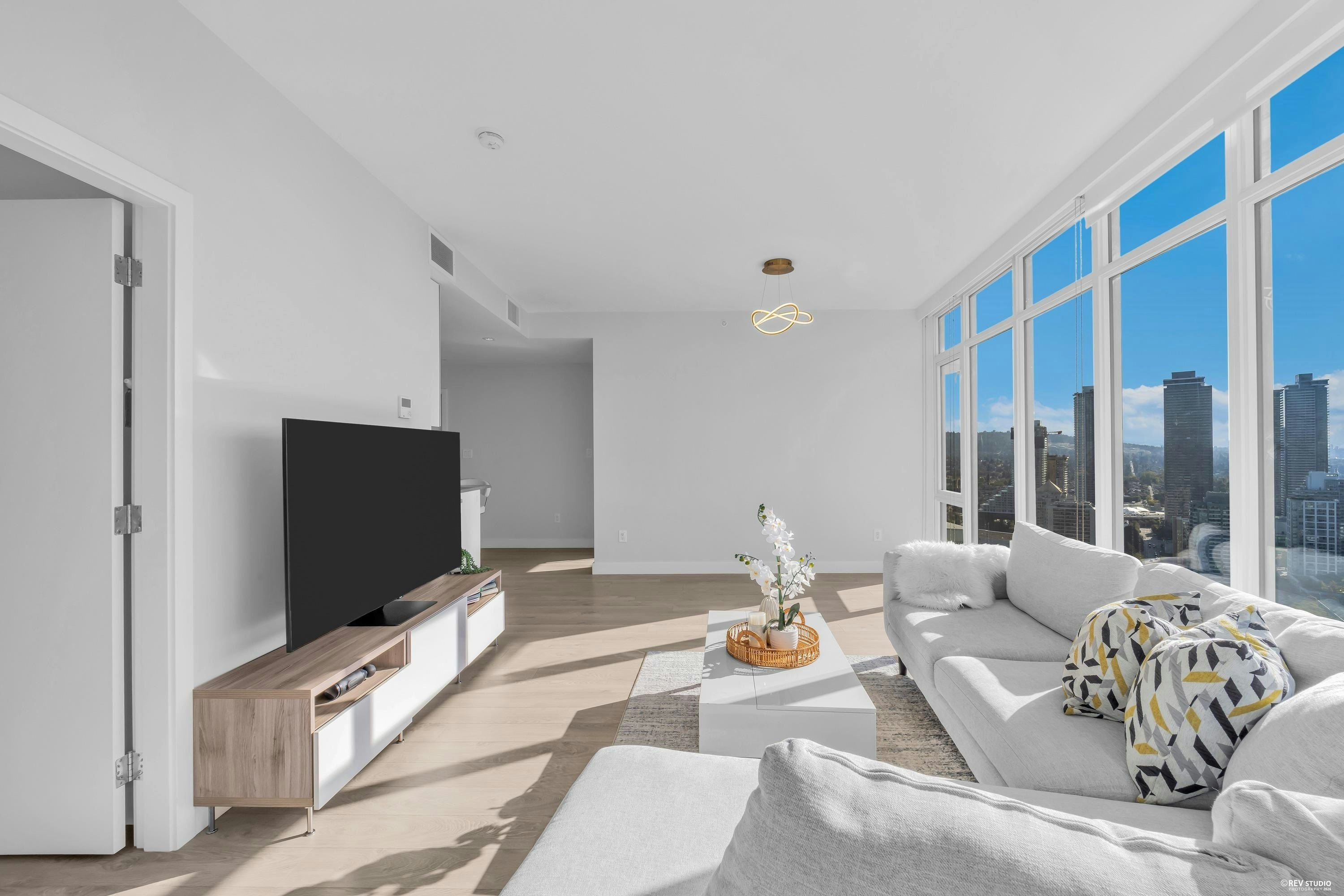 3802-1788 Gilmore Avenue - 4