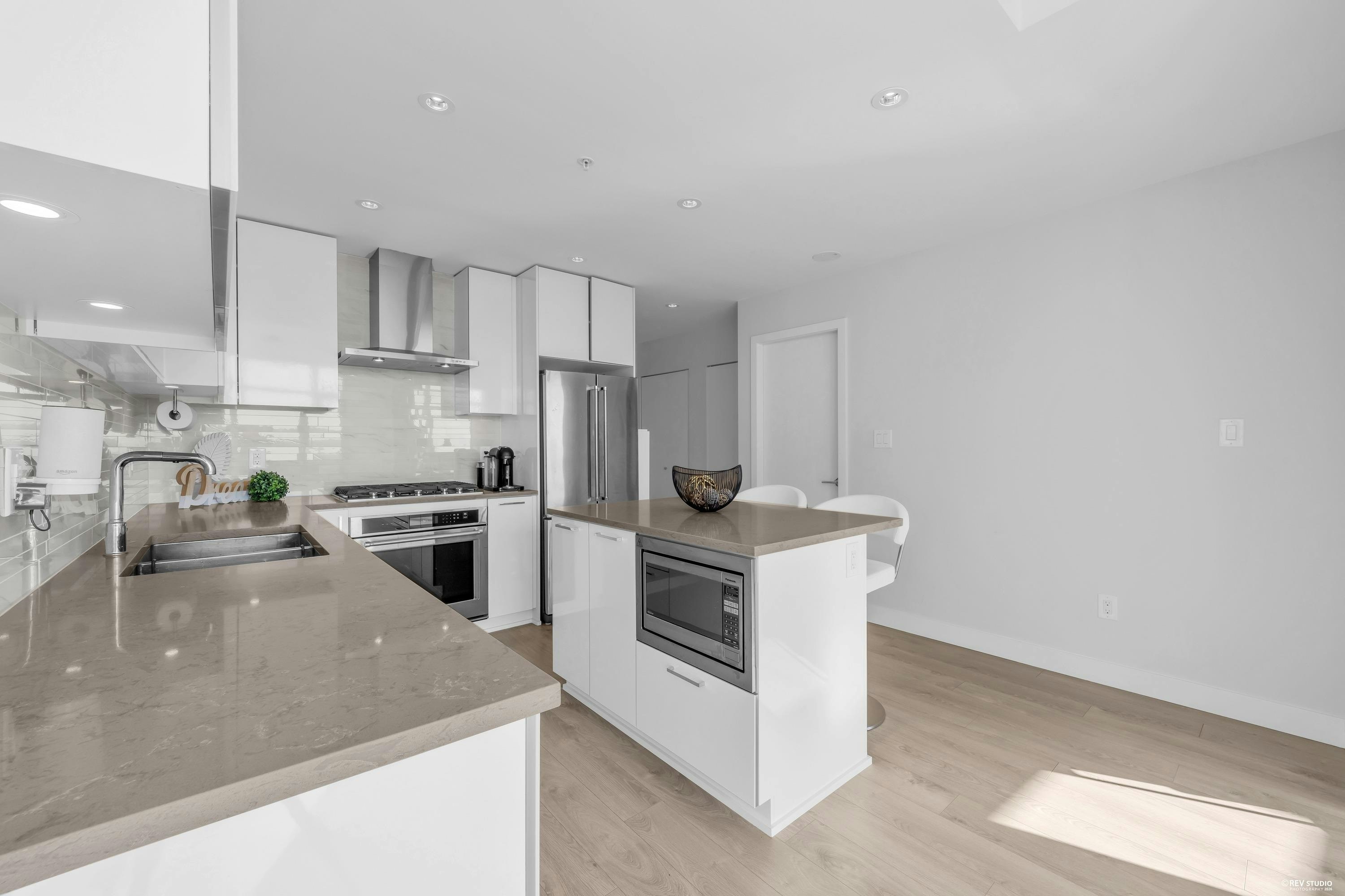 3802-1788 Gilmore Avenue, Burnaby, BC, V5C 0L5 - 11