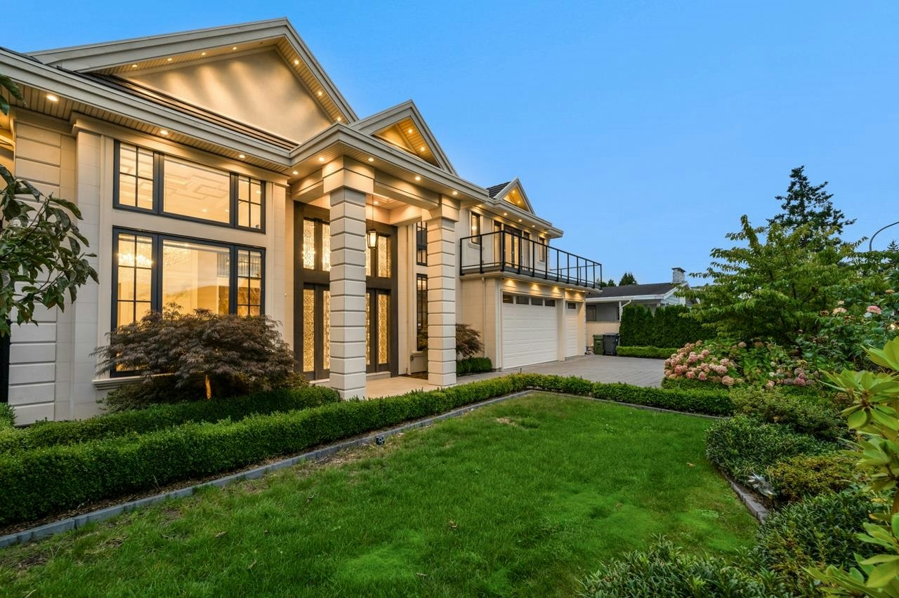 6300 Riverdale Drive, Richmond, BC, V7C 2G1 - 3