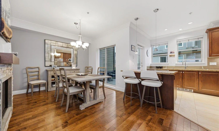 24-897 Premier Street