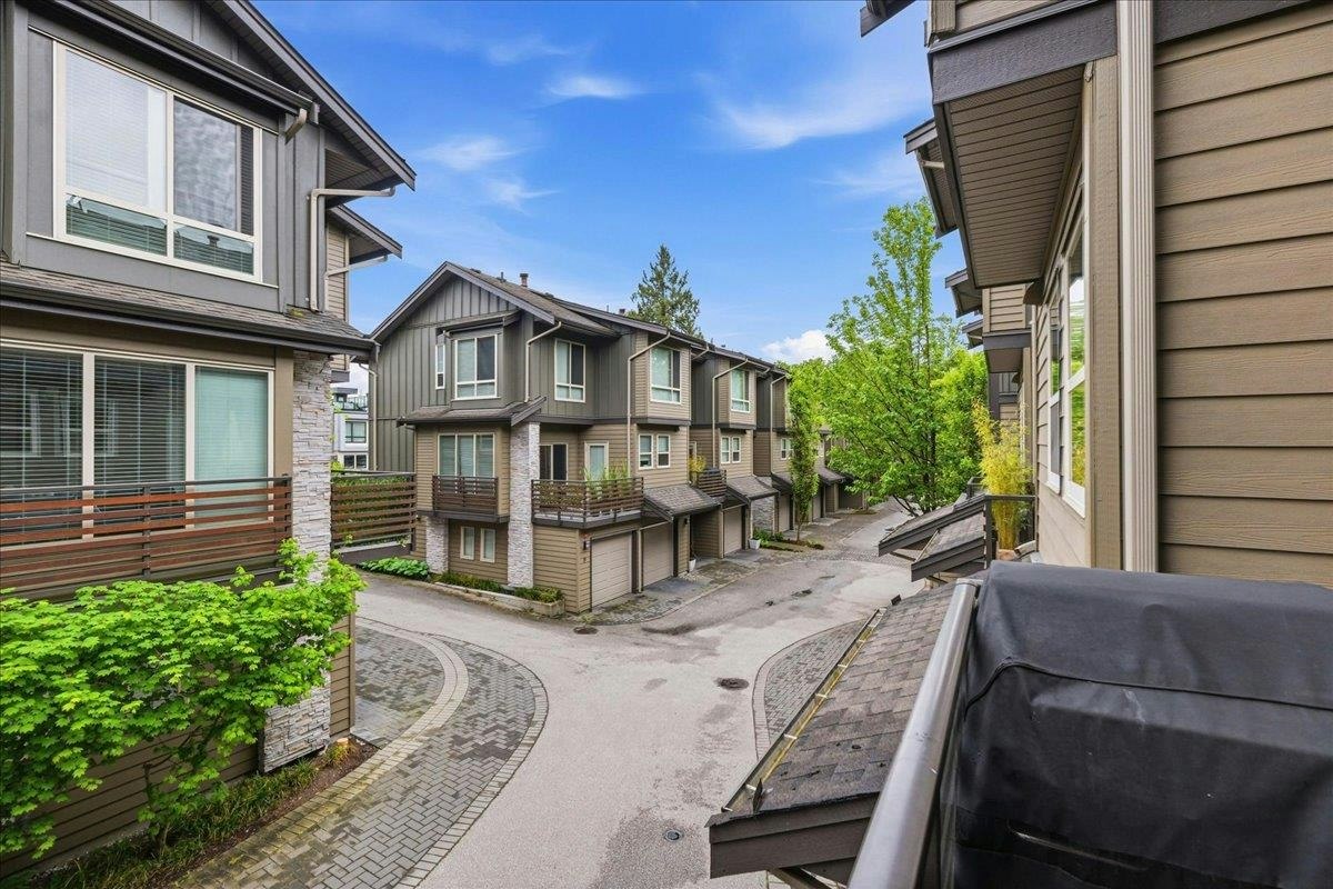 24-897 Premier Street, North Vancouver, BC, V7J 2G7 - 14