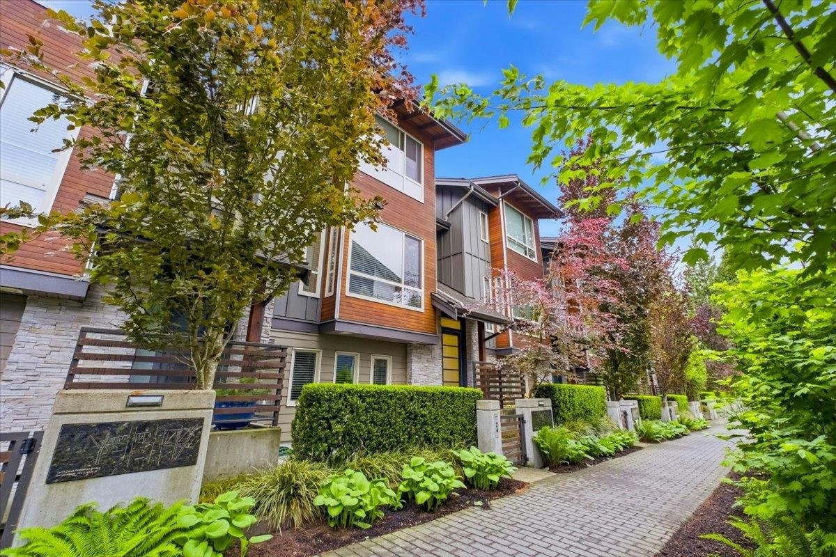 24-897 Premier Street, North Vancouver, BC, V7J 2G7 - 23
