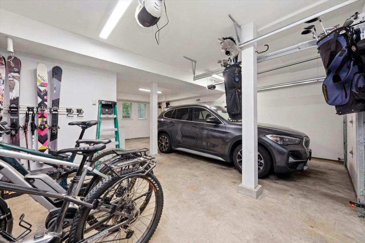 24-897 Premier Street - 4