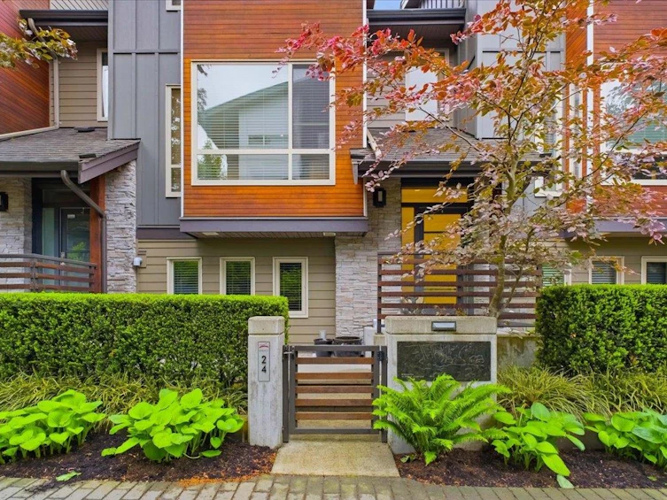 24-897 Premier Street, North Vancouver, BC, V7J 2G7 - 22