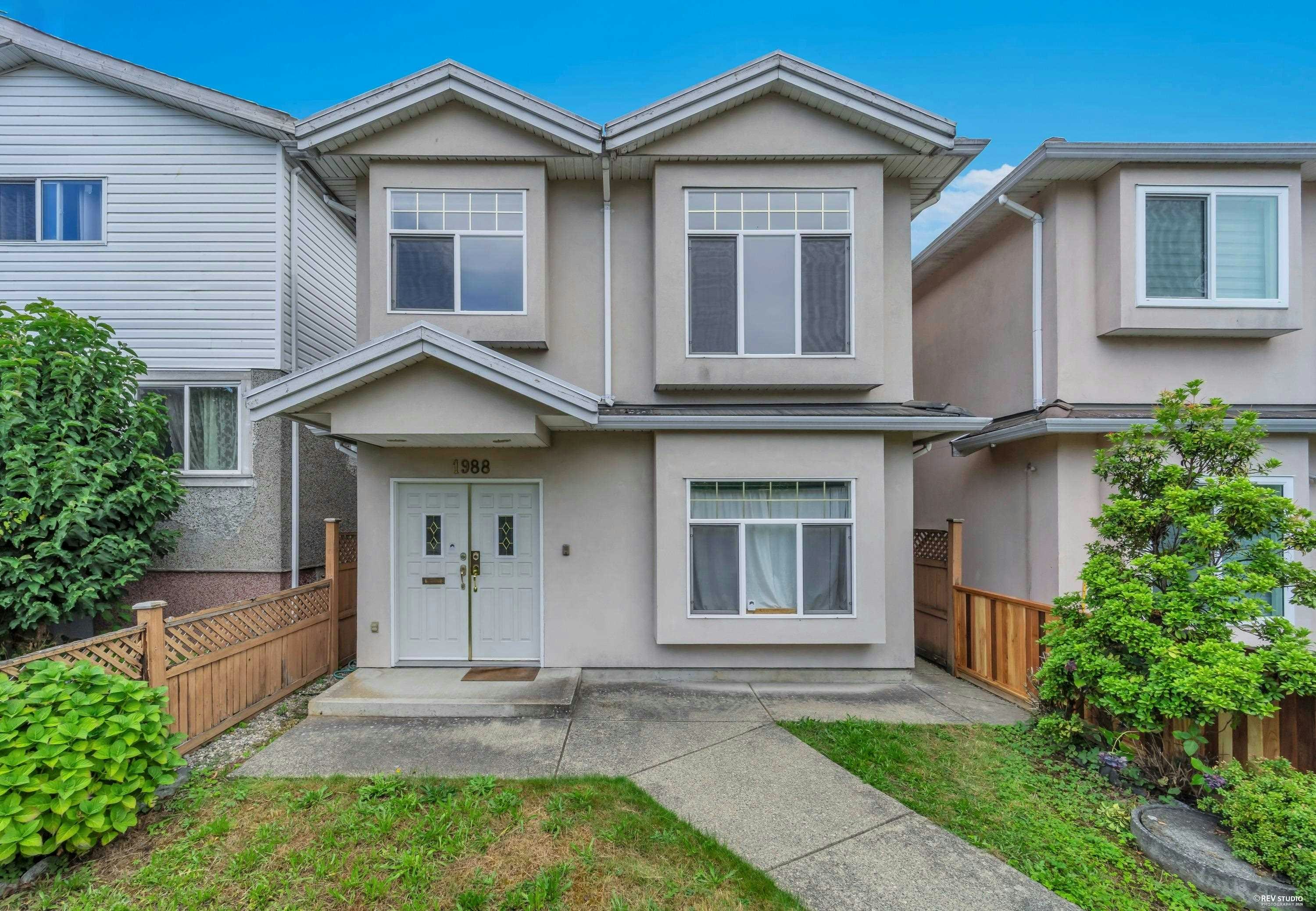 1988 Nanaimo Street, Vancouver, BC, V5N 5C3 - 2