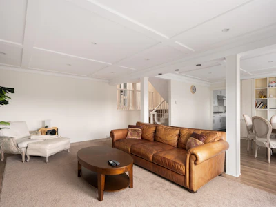4333 Locarno Crescent - 5
