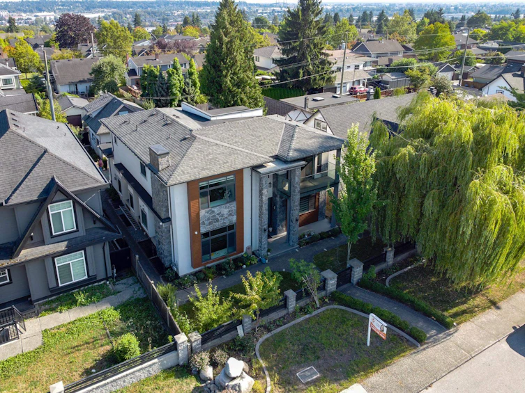 1806 Tenth Avenue, New Westminster, BC, V3M 3J5 - 2