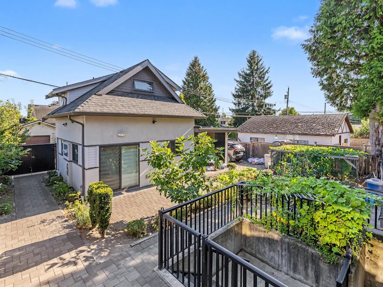 1806 Tenth Avenue, New Westminster, BC, V3M 3J5 - 35