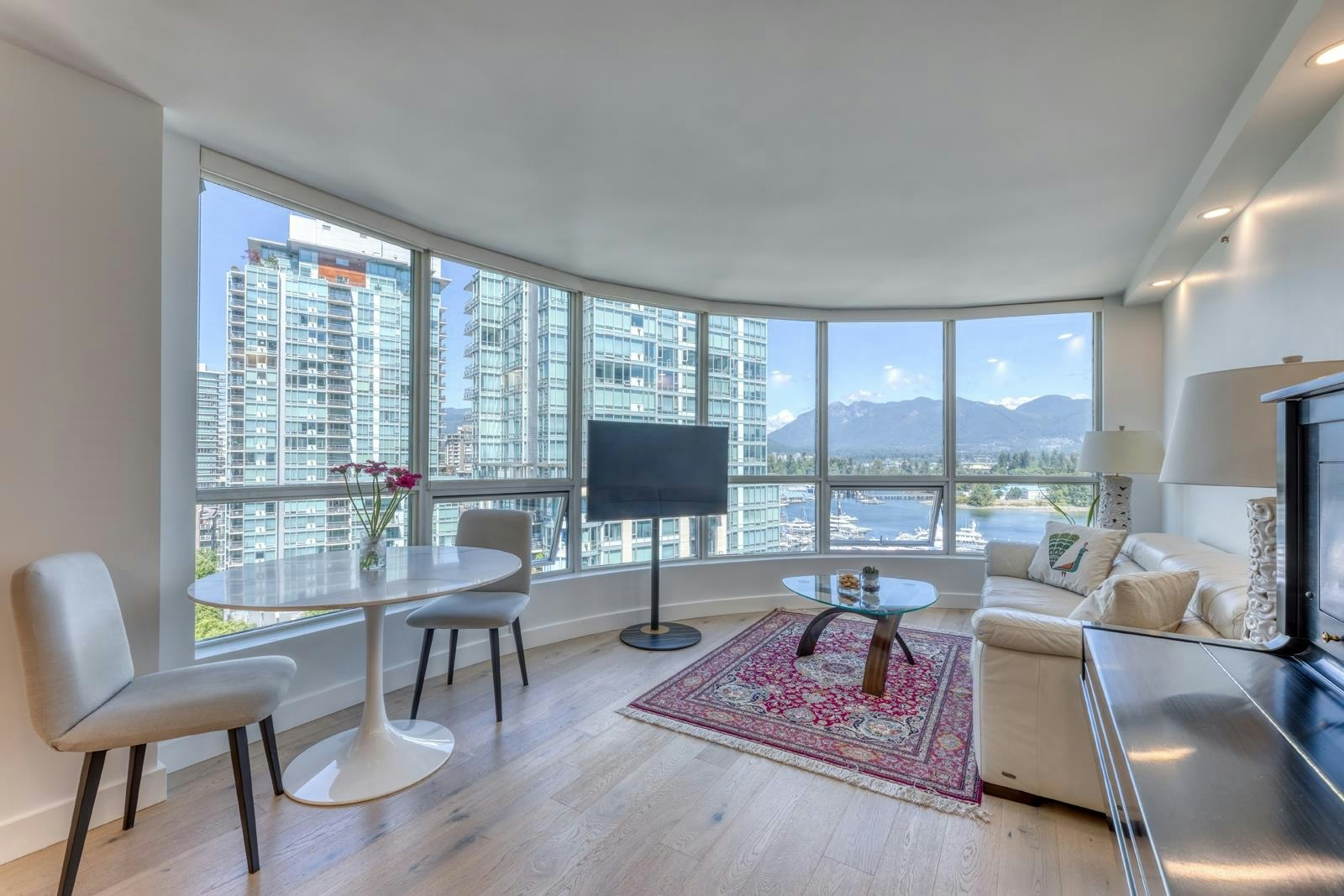 1001-588 Broughton Street, Vancouver, BC, V6G 3E3