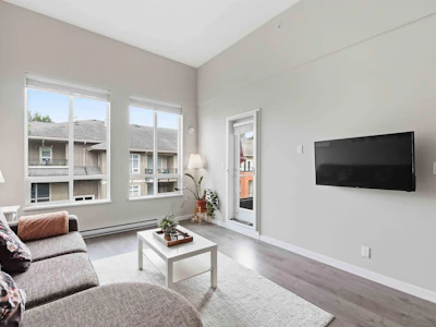 E405-20211 66 Avenue - 2