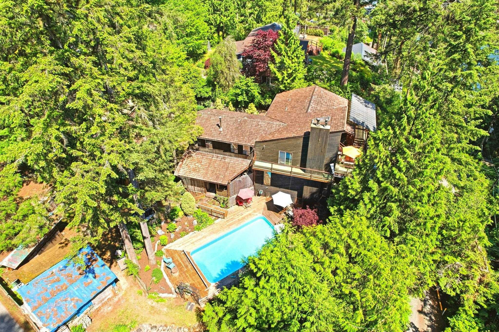 5481 Indian River Drive, North Vancouver, BC, V7G 2T7