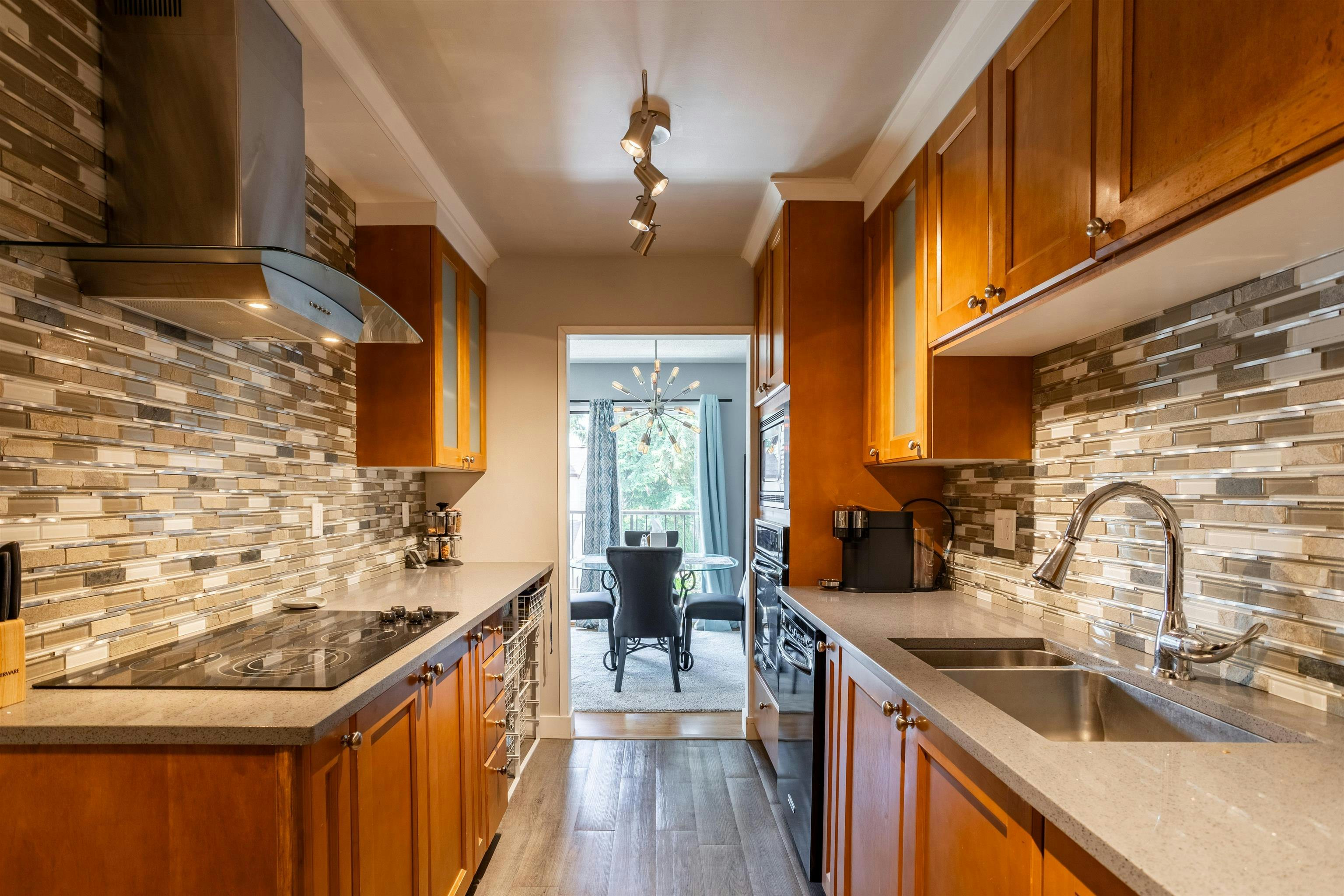 210-5191 203 Street - 5