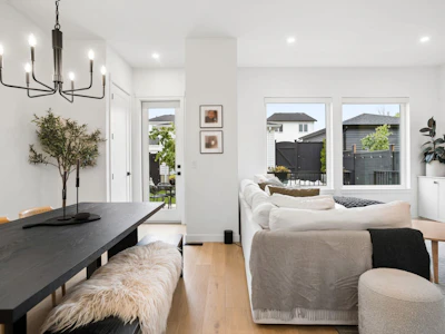 19624 75a Avenue - 5