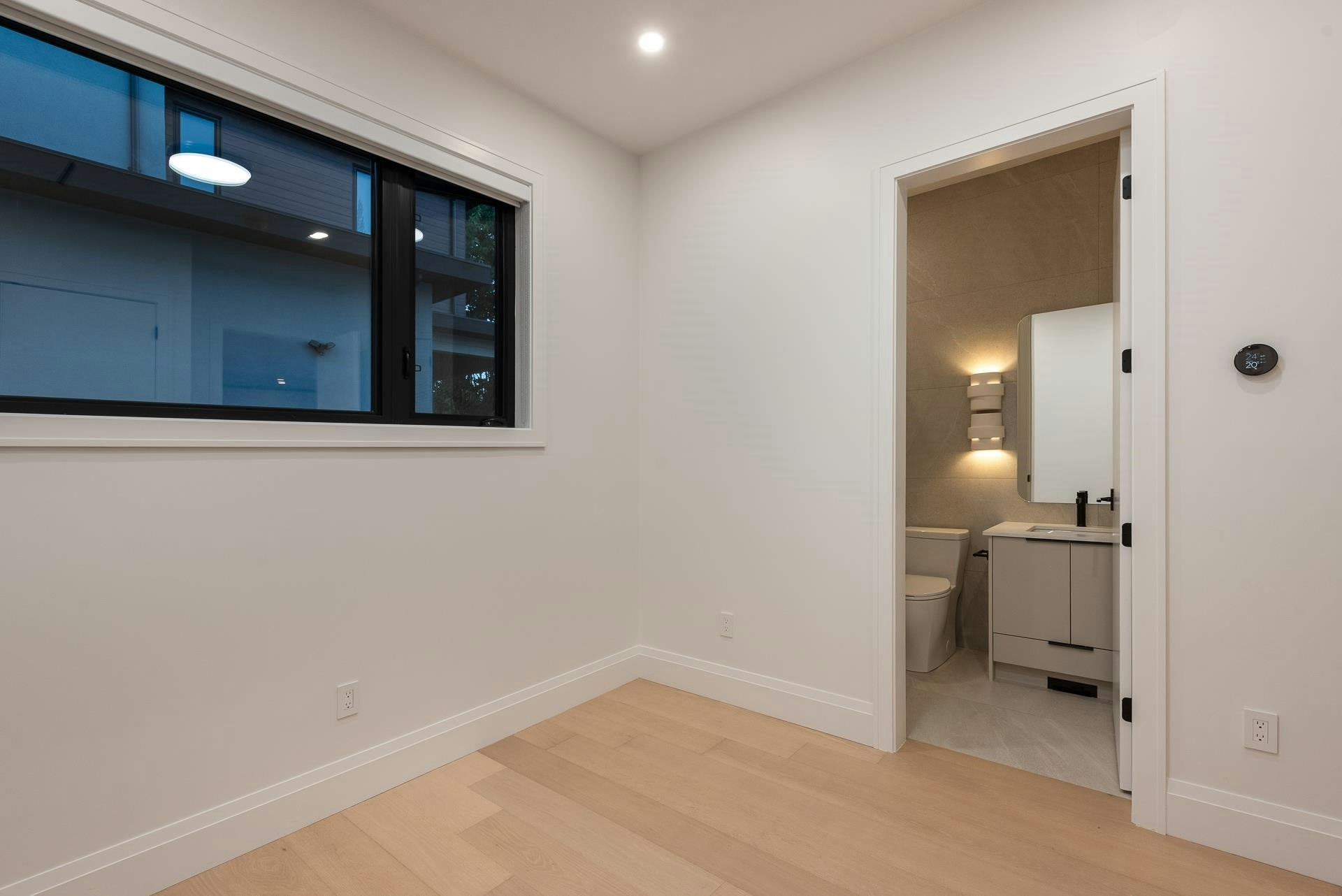 805 Prospect Street, Coquitlam, BC, V3J 6E8 - 20