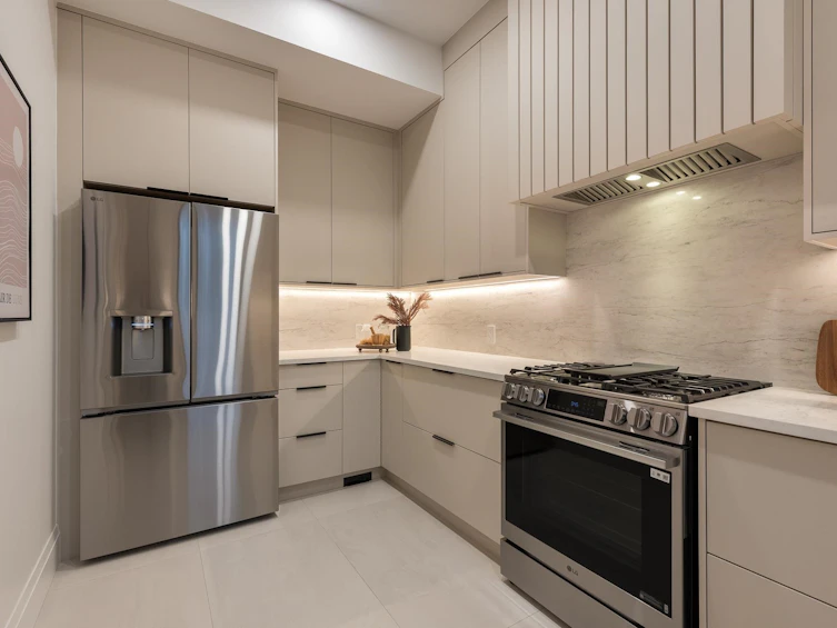 805 Prospect Street, Coquitlam, BC, V3J 6E8 - 14