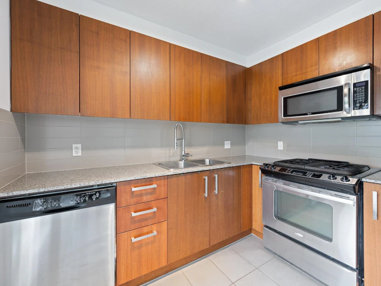 312-5775 Irmin Street, Burnaby, BC, V5J 0C3 - 13