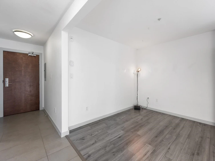 312-5775 Irmin Street, Burnaby, BC, V5J 0C3 - 4