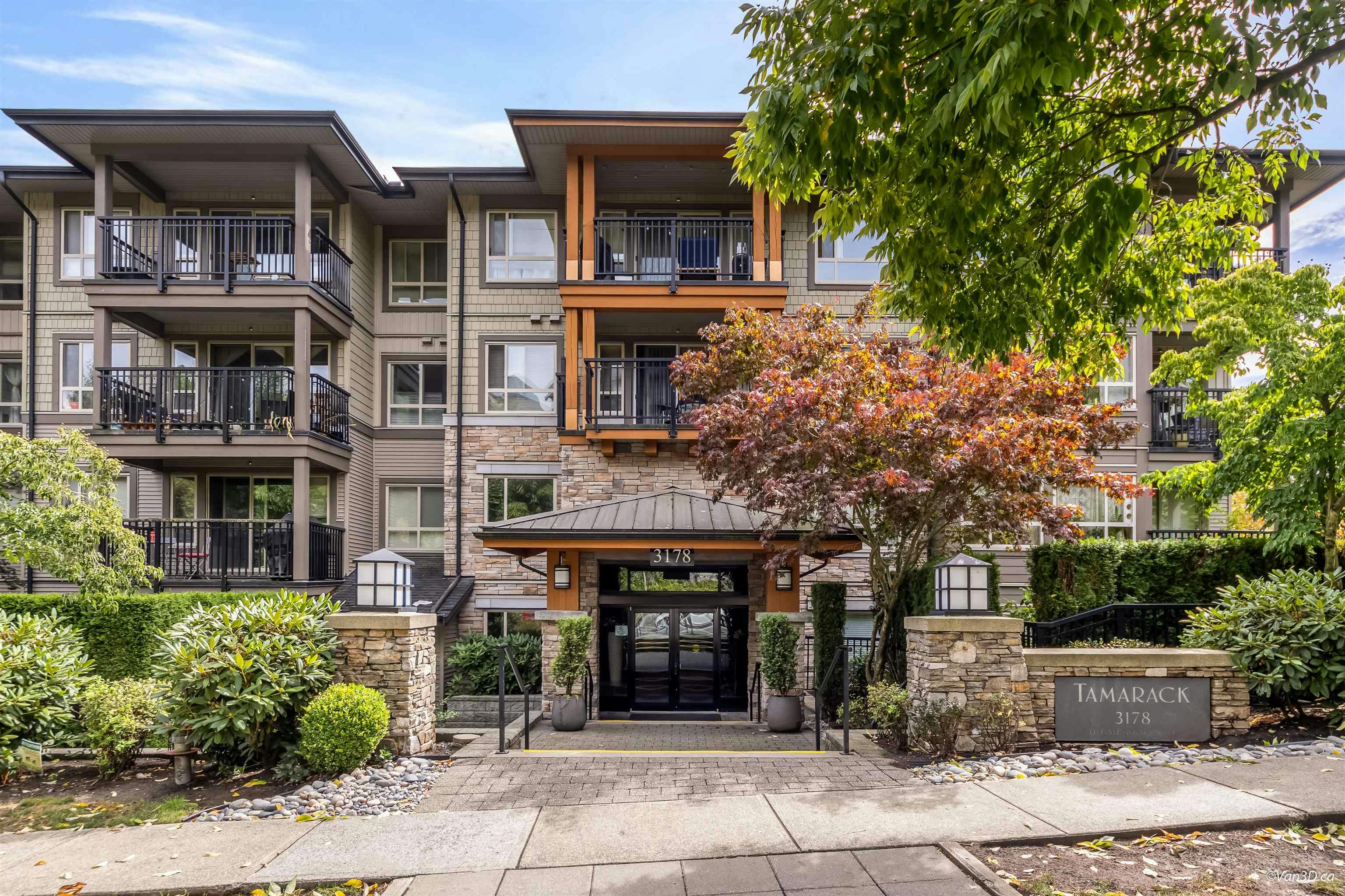 420-3178 Dayanee Springs Boulevard, Coquitlam, BC, V3E 0B9