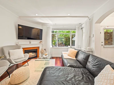 29-6878 Southpoint Drive - 2