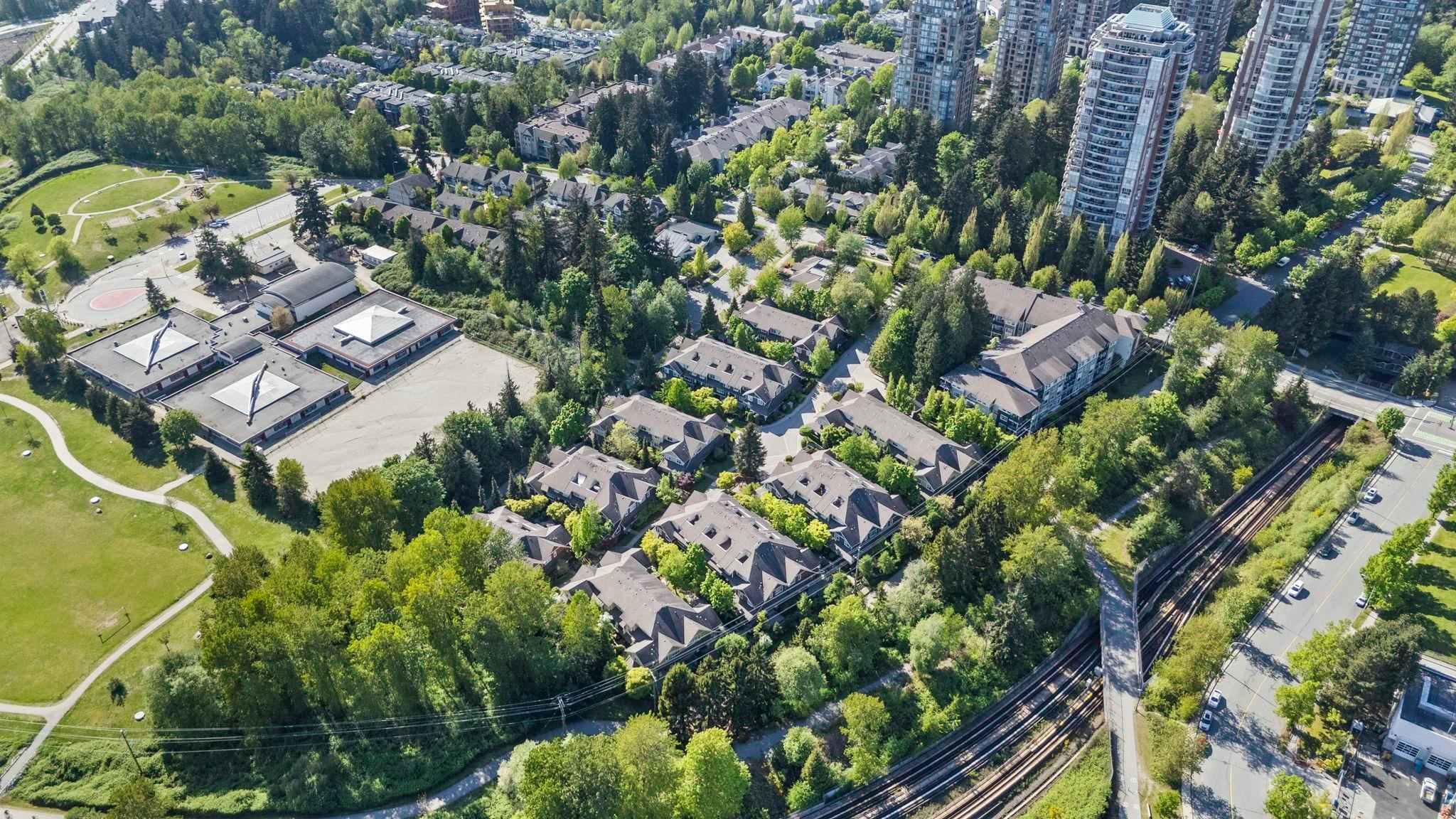 29-6878 Southpoint Drive, Burnaby, BC, V3N 5E4 - 28
