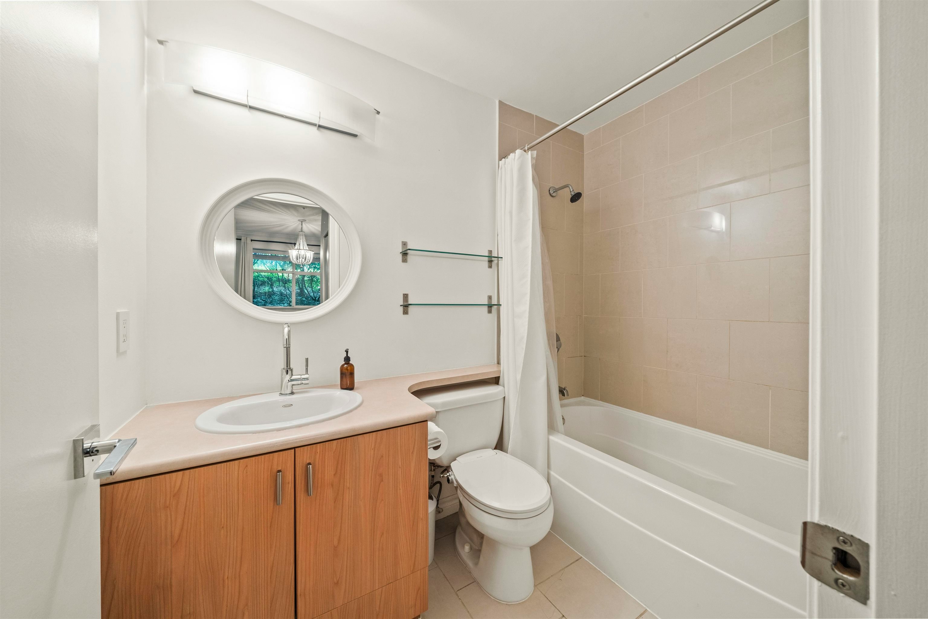 29-6878 Southpoint Drive, Burnaby, BC, V3N 5E4 - 16
