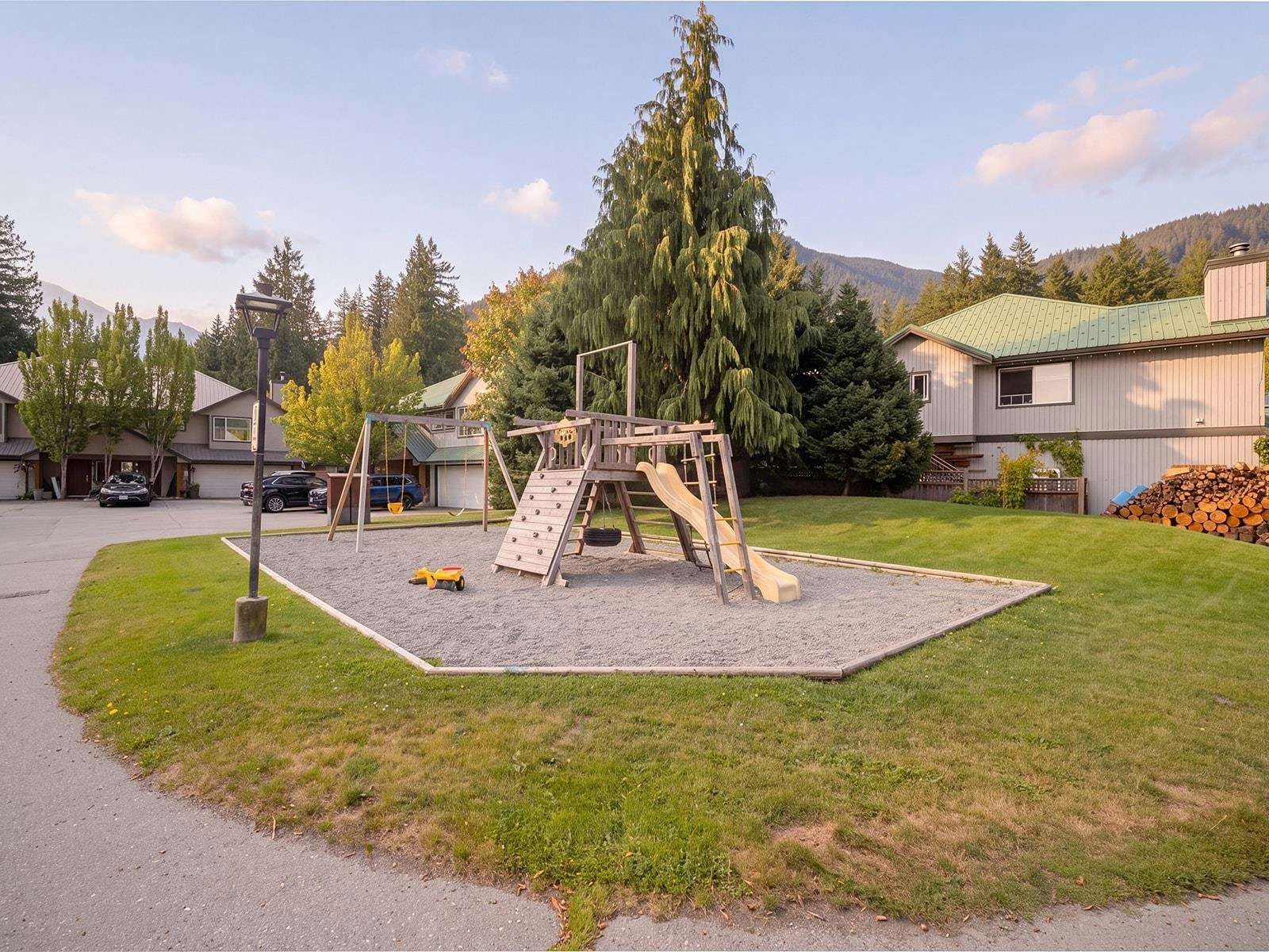 9-7467 Prospect Street, Pemberton, BC, V0N 2L1 - 18