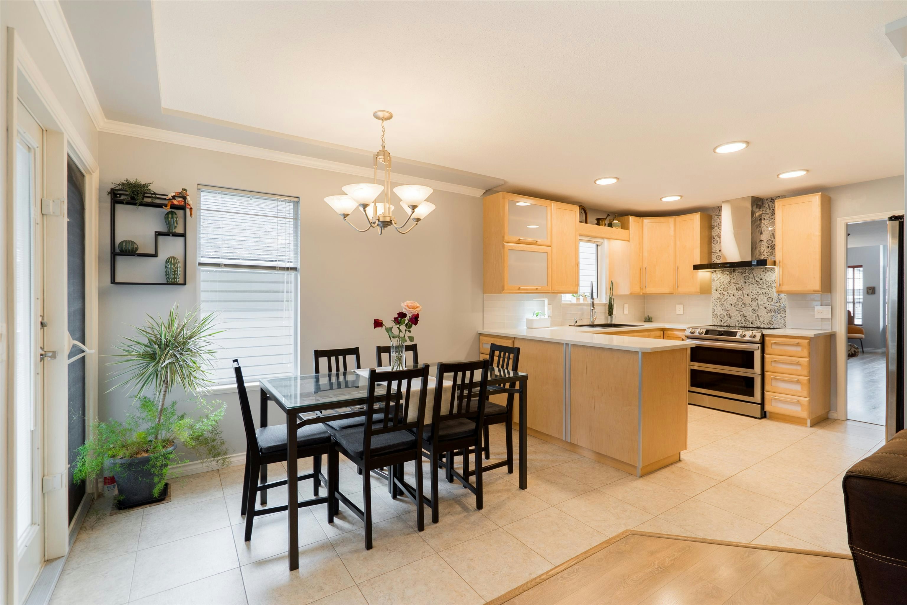 1261 Windsor Avenue, Port Coquitlam, BC, V3B 7J8 - 13
