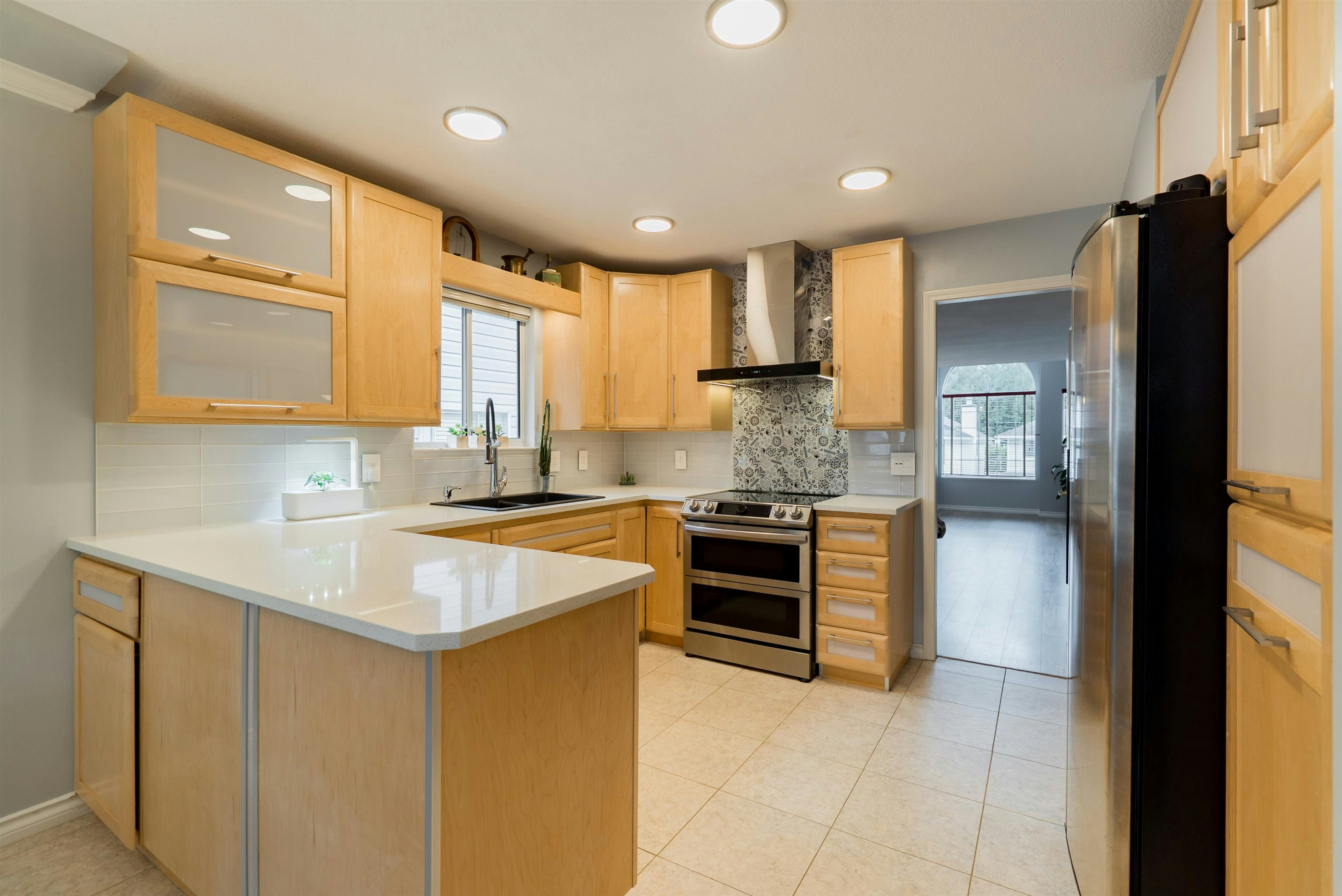 1261 Windsor Avenue, Port Coquitlam, BC, V3B 7J8 - 10