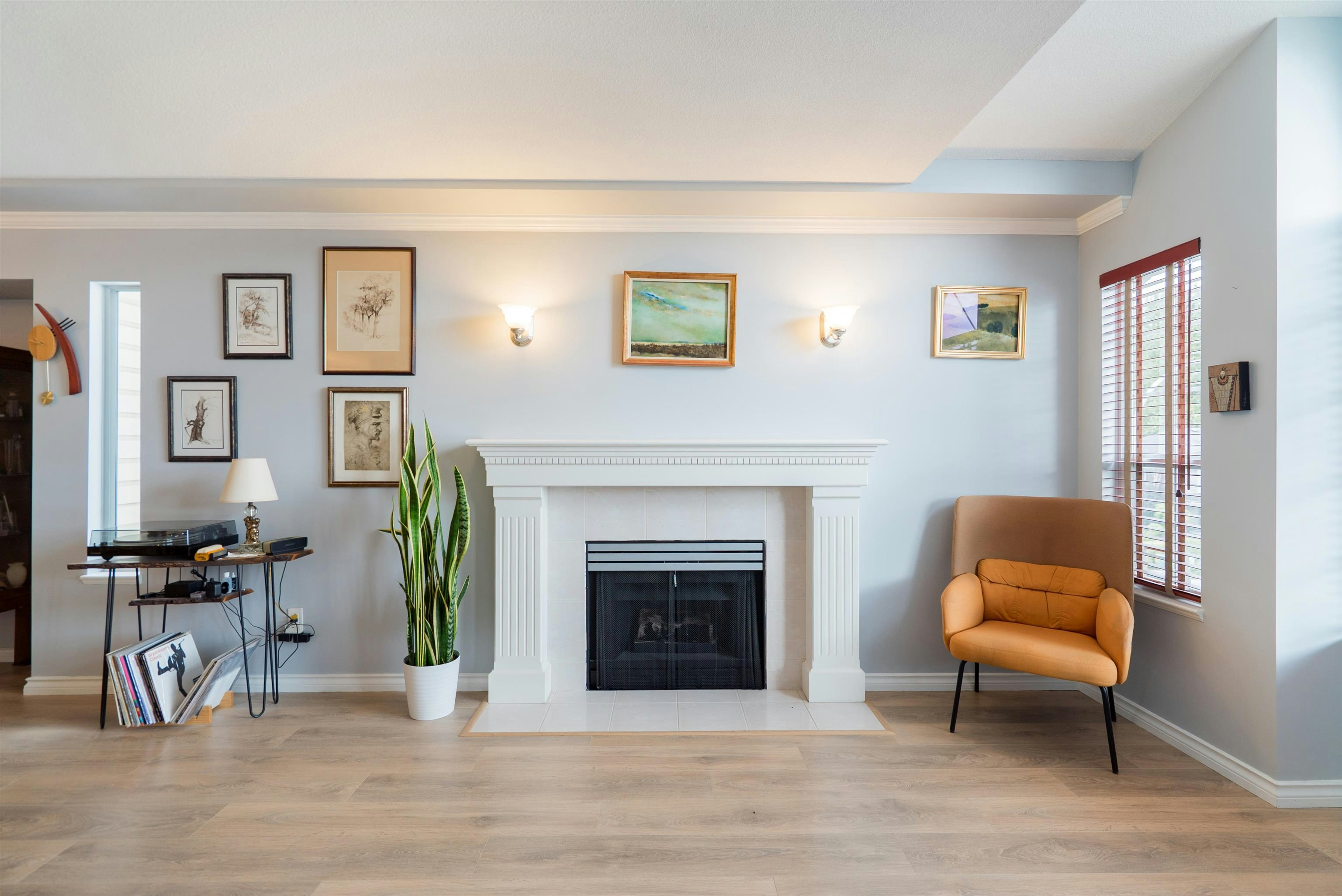 1261 Windsor Avenue - 4