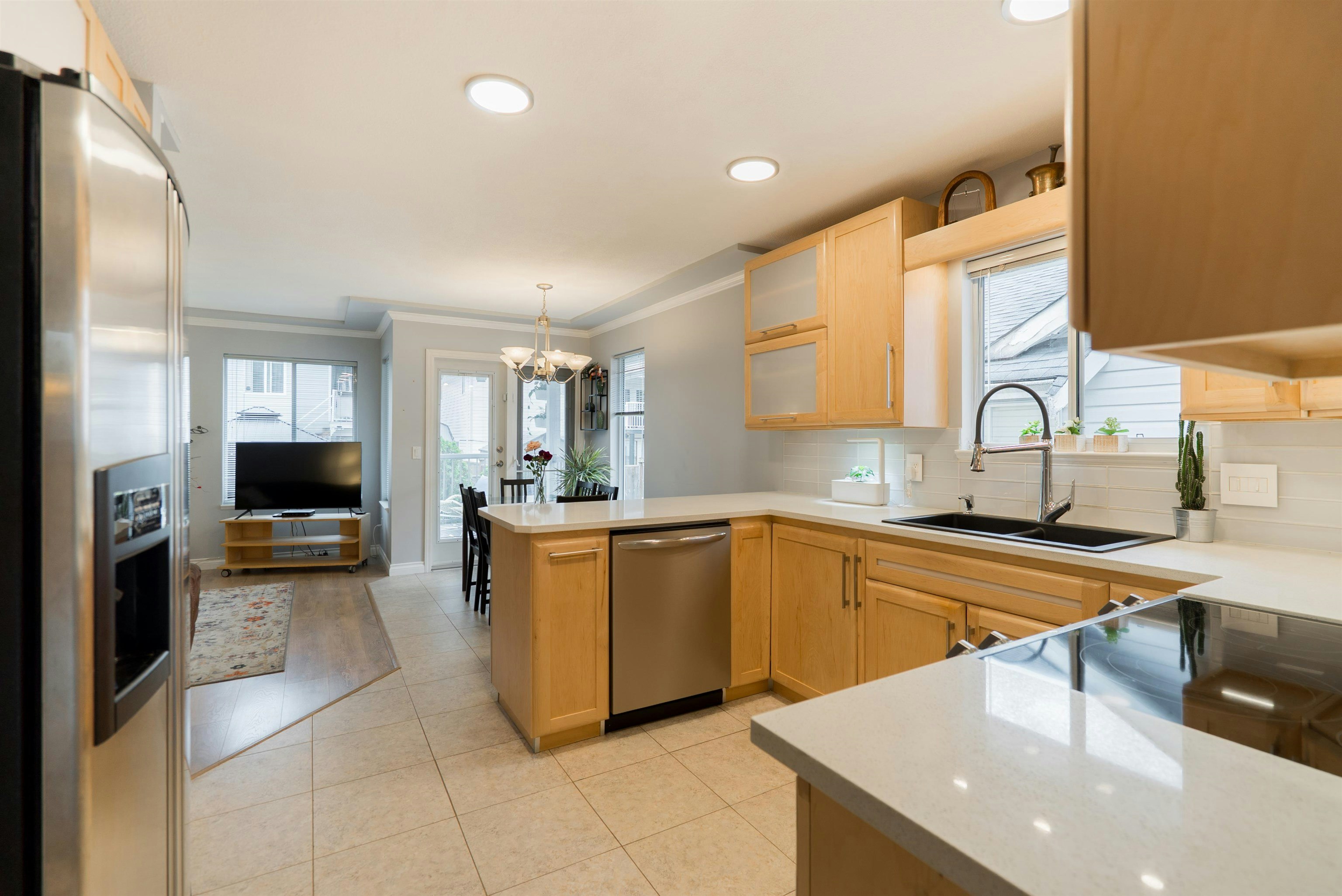 1261 Windsor Avenue, Port Coquitlam, BC, V3B 7J8 - 9