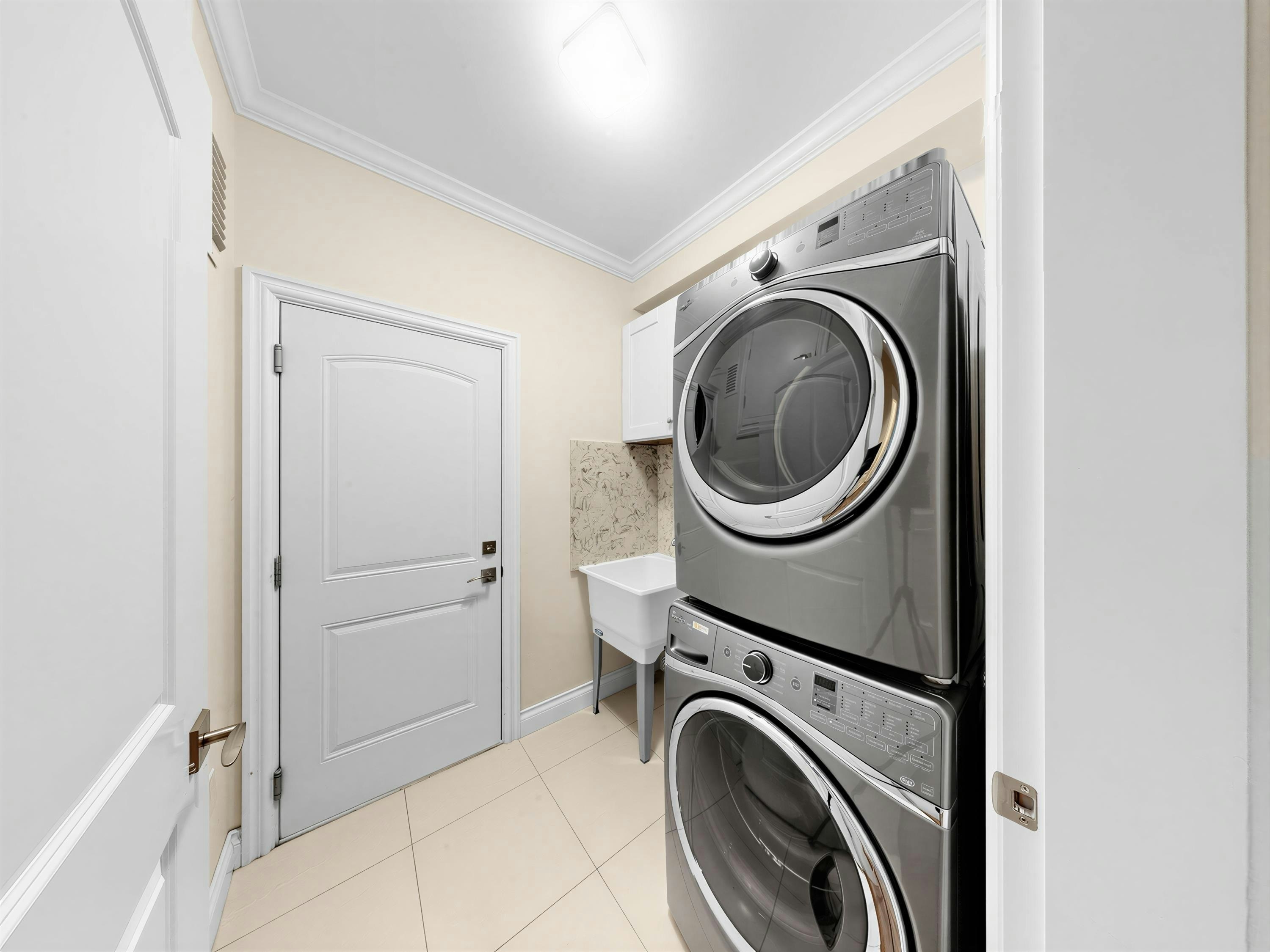 3789 Clinton Street, Burnaby, BC, V5J 2J9
