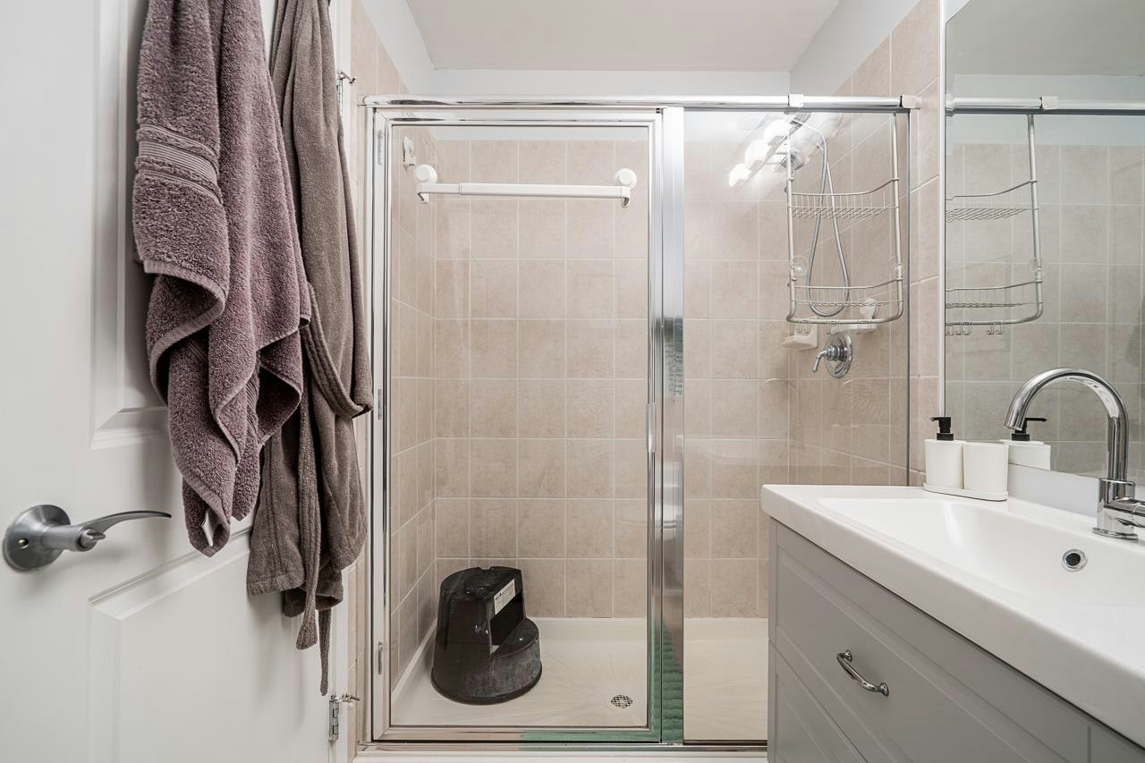 315-10180 153 Street, Surrey, BC, V3R 0B5 - 18