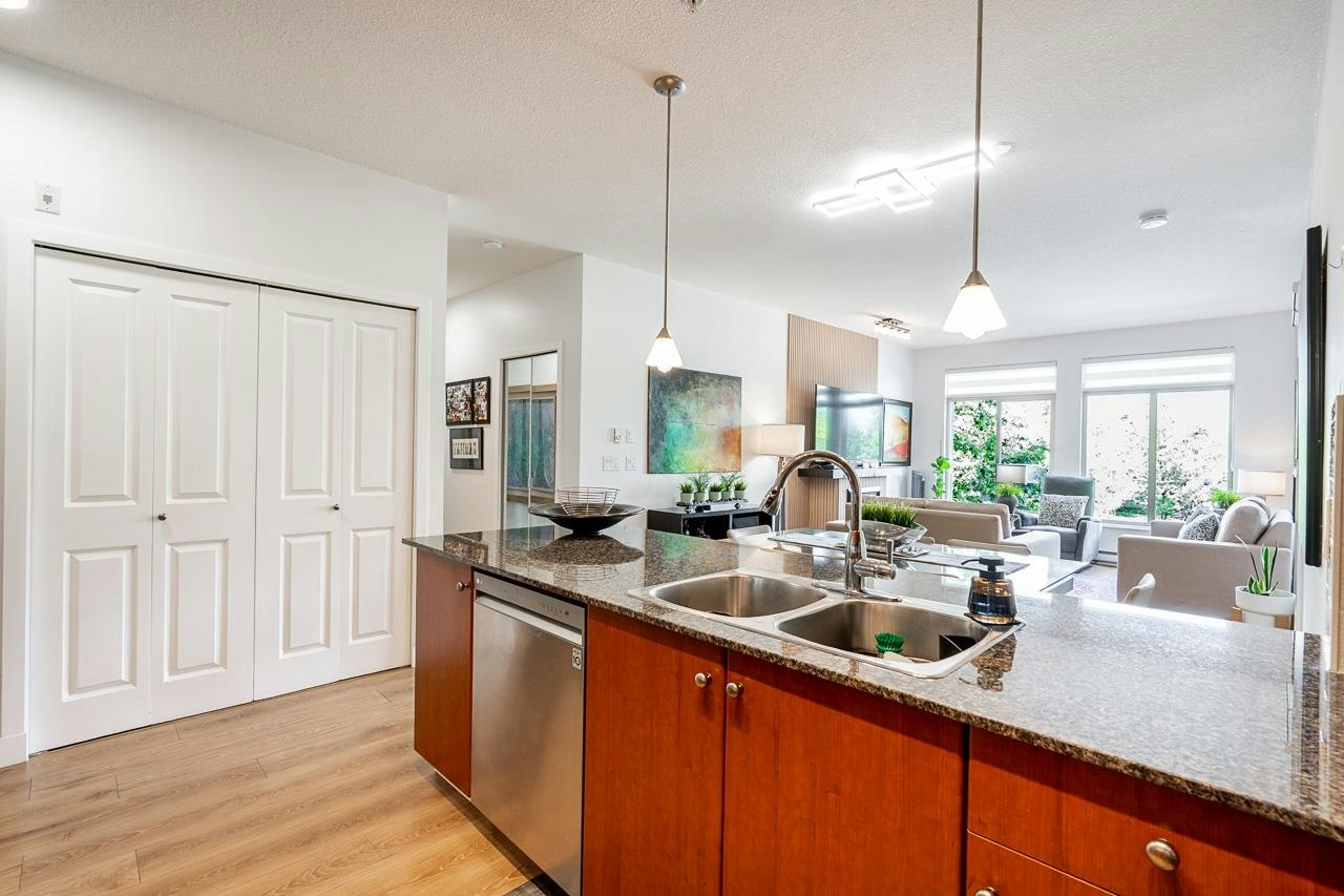 315-10180 153 Street, Surrey, BC, V3R 0B5 - 7