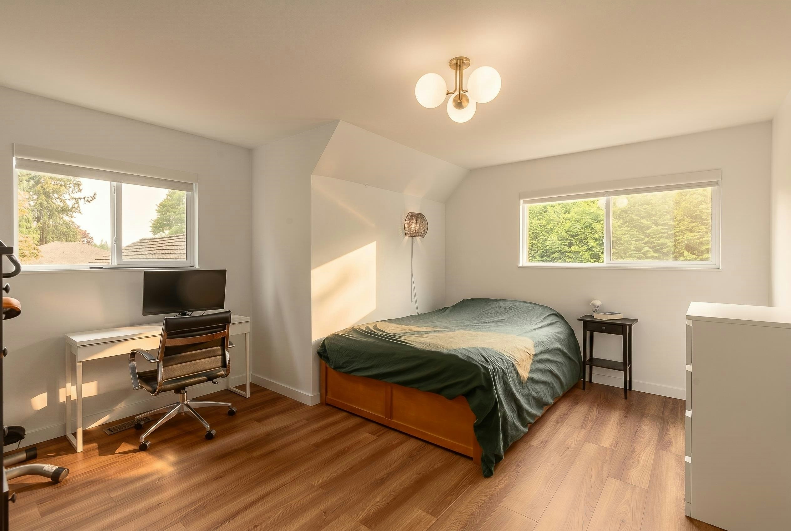 8029 Westlake Street, Burnaby, BC, V5A 2A9 - 9