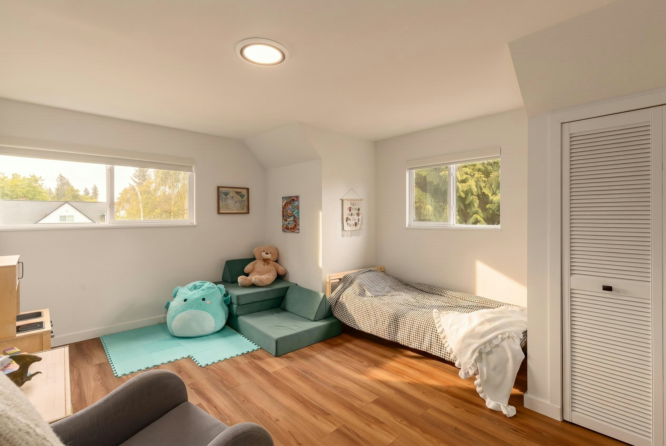 8029 Westlake Street, Burnaby, BC, V5A 2A9 - 11