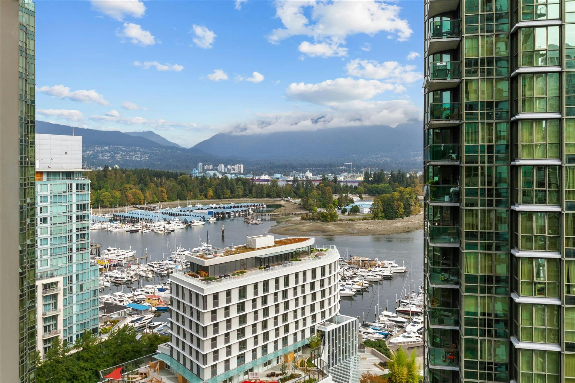 2206-1328 W Pender Street, Vancouver, BC, V6E 4T1 - 7
