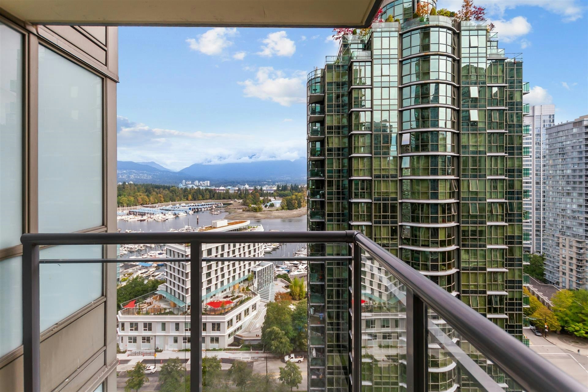 2206-1328 W Pender Street, Vancouver, BC, V6E 4T1 - 6