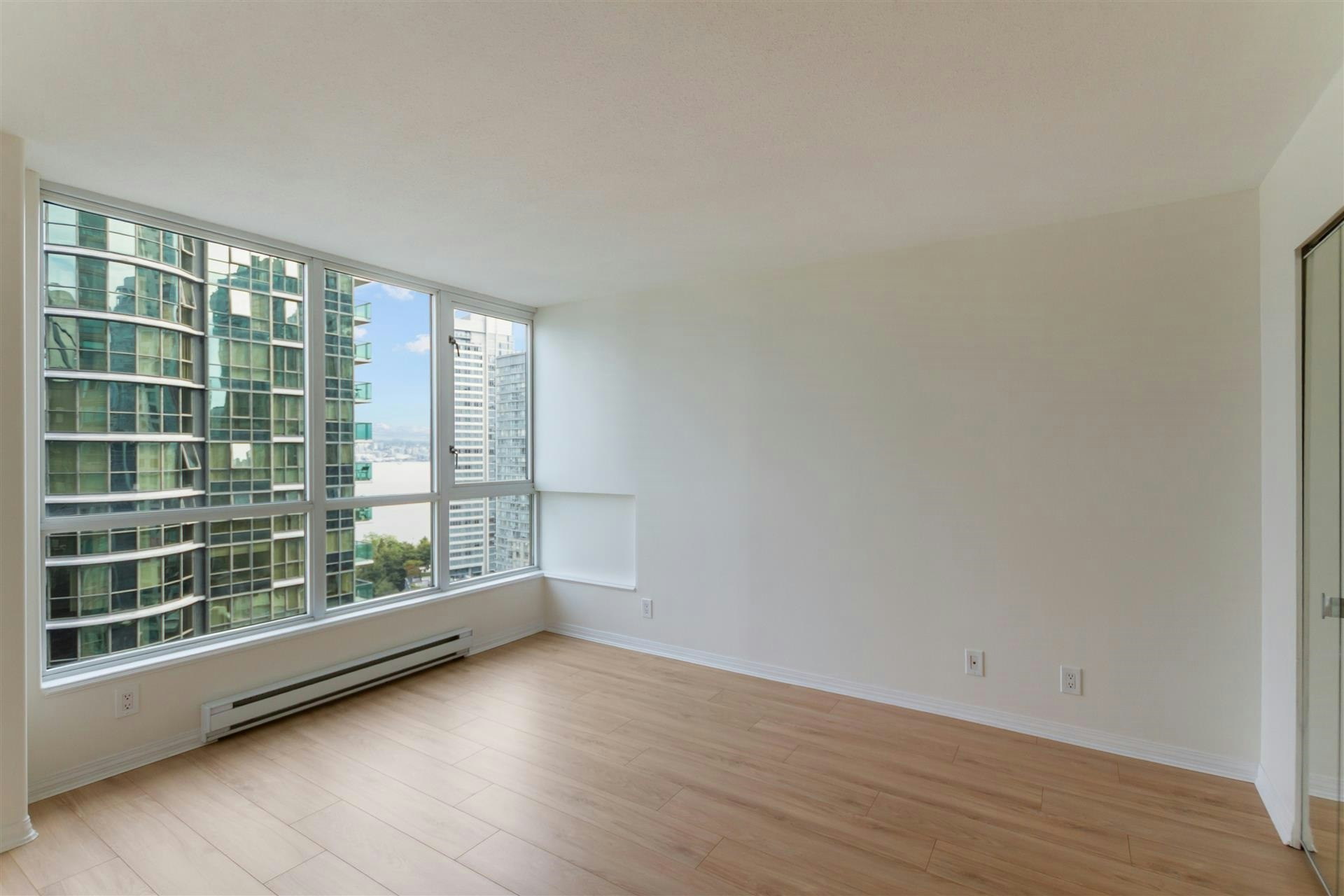 2206-1328 W Pender Street, Vancouver, BC, V6E 4T1 - 13