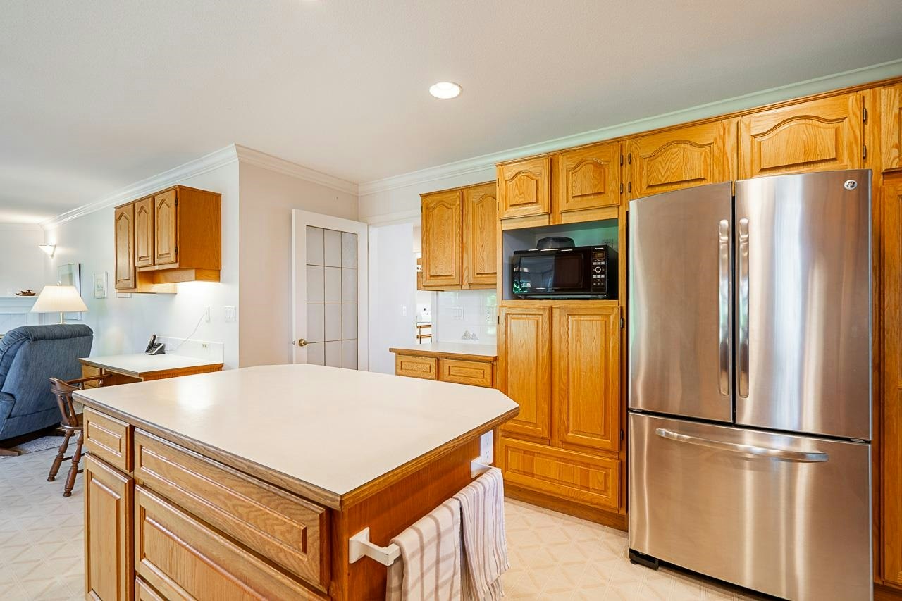 11443 Royal Crescent, Surrey, BC, V3V 6V5 - 10