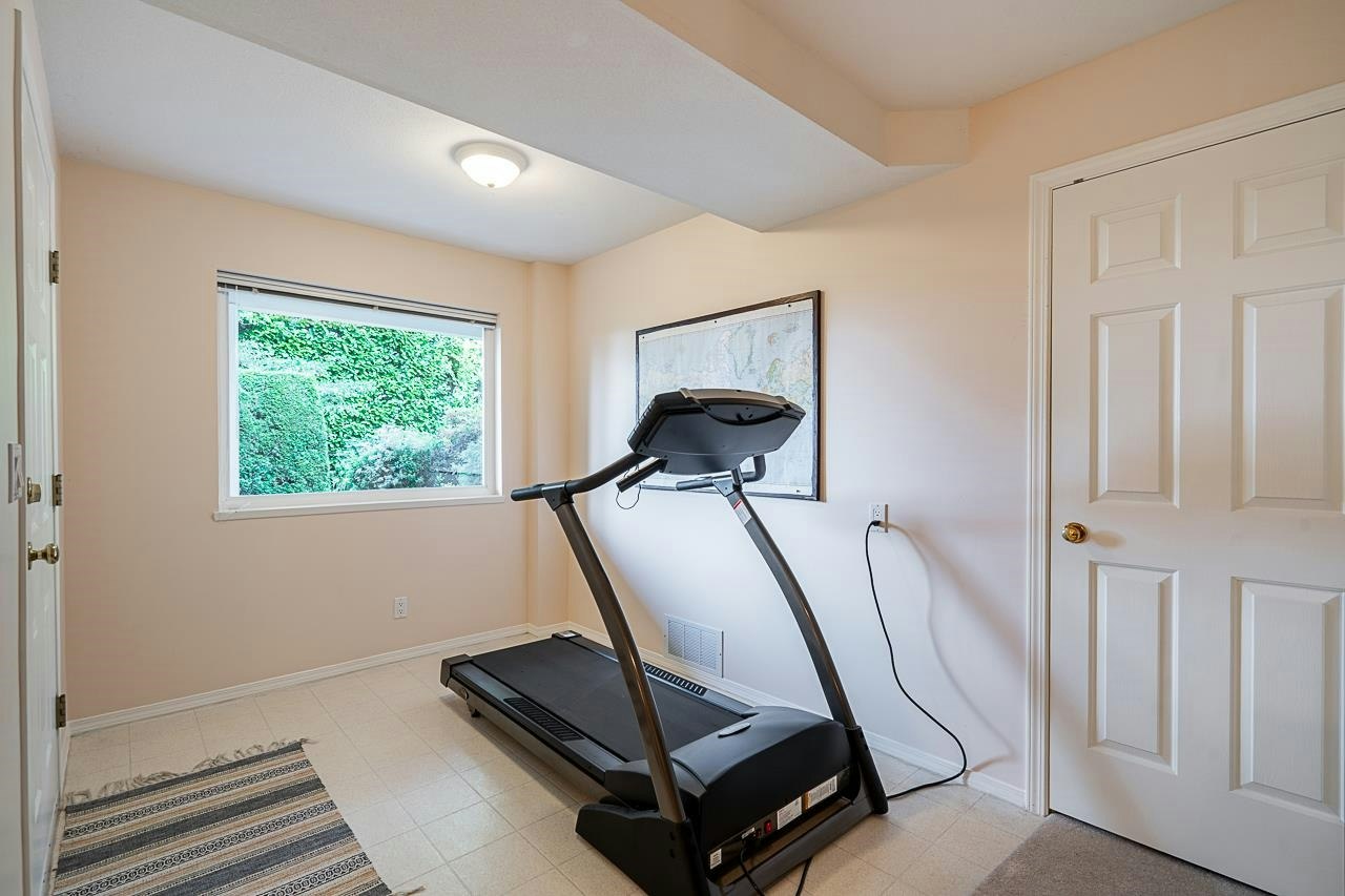 11443 Royal Crescent, Surrey, BC, V3V 6V5 - 28
